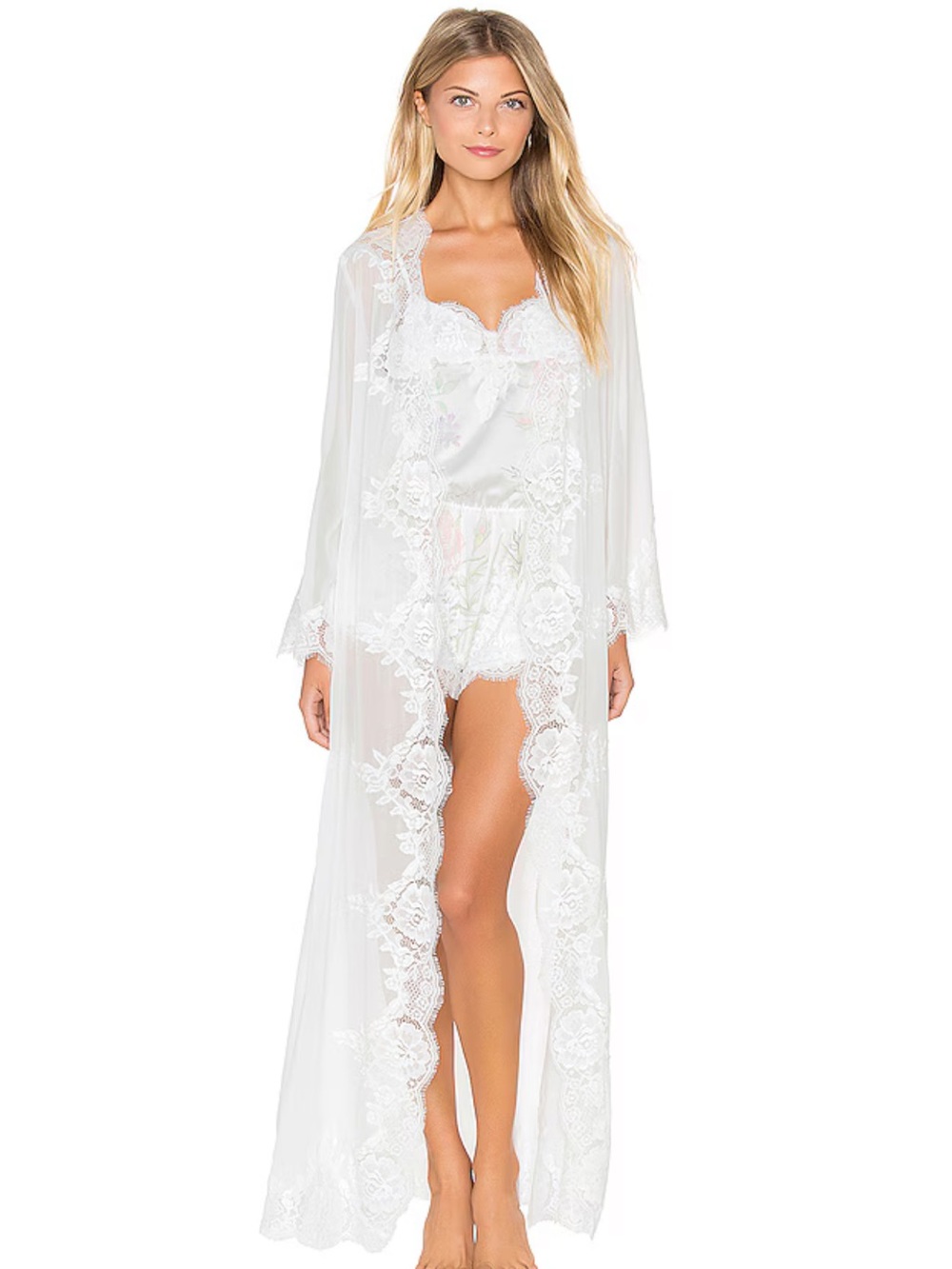 Helena long lace white robe